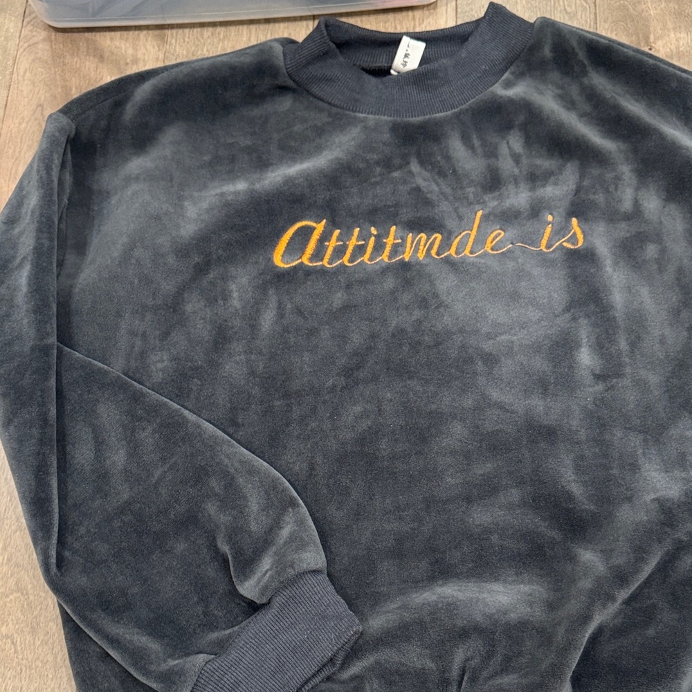 Women's Gray Crewneck Velvet Sweater with Embroidered Text